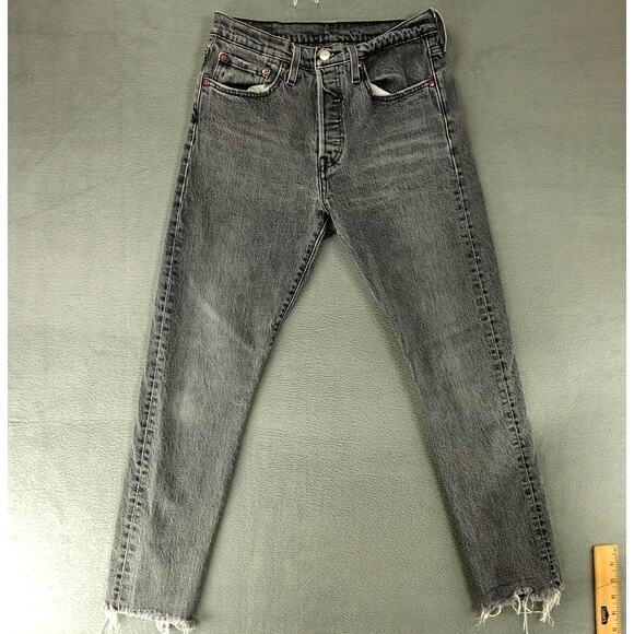 Levis 501 Jeans Womens 27X28 Fit 26X26 Black Denim Faded Button Fly Frayed Pants - Picture 1 of 11